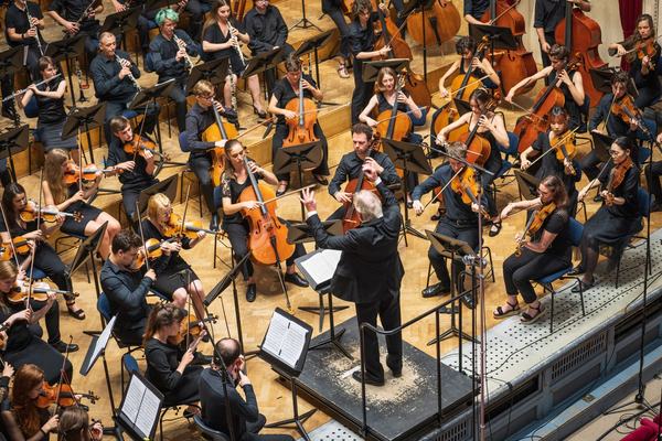 Melomania, Melomania plays Mahler