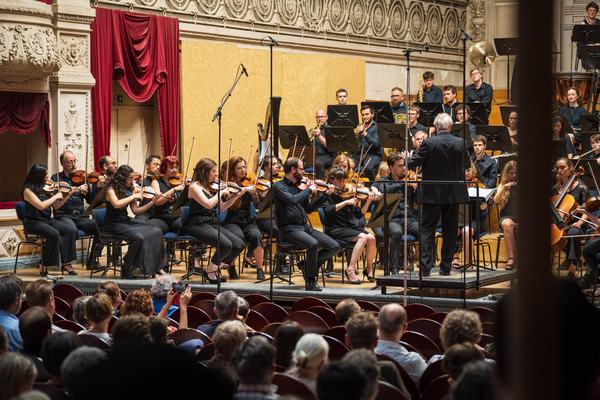 Melomania, Melomania plays Mahler