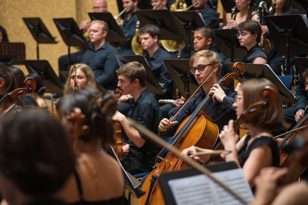 Melomania, Melomania plays Mahler