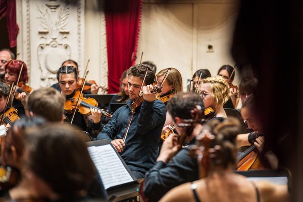 Melomania, Melomania plays Mahler
