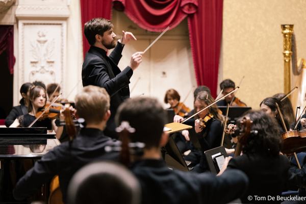 Melomania, Grieg & Kallinikov