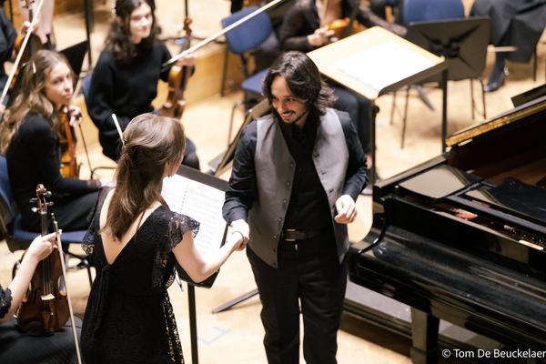Melomania, Grieg & Kallinikov