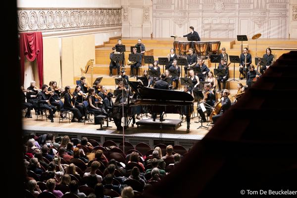 Melomania, Grieg & Kallinikov