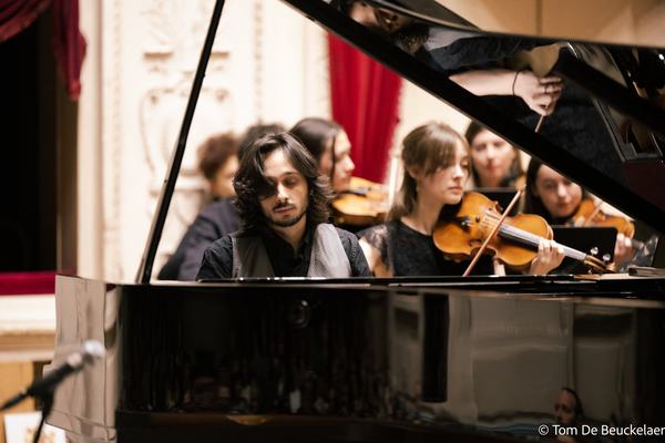 Melomania, Grieg & Kallinikov