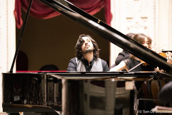 Melomania, Grieg & Kallinikov