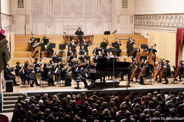 Melomania, Grieg & Kallinikov