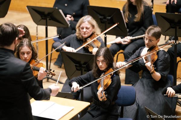 Melomania, Grieg & Kallinikov