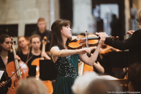 Melomania, Melomania et Sylvia Huang