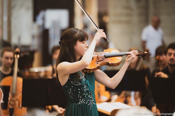 Melomania, Melomania et Sylvia Huang