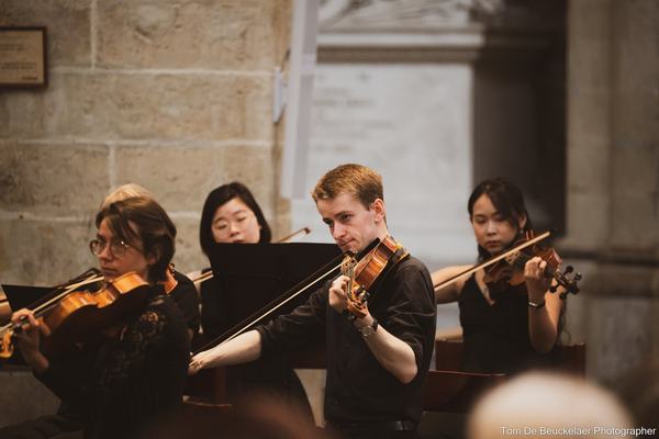 Melomania, Melomania et Sylvia Huang